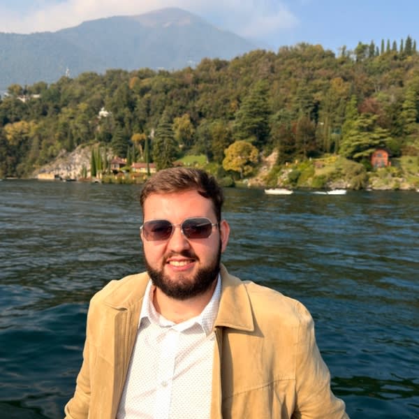 Petros Dhespollari